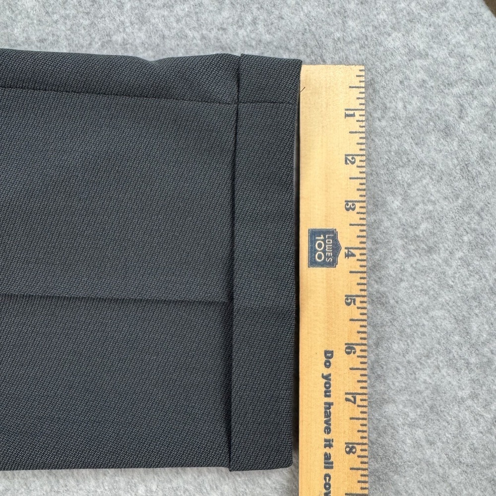 Roundtree & Yorke TravelSMART Dress Pants Mens 42x30 Gray Pleated Cuffed NEW - Picture 9 of 10